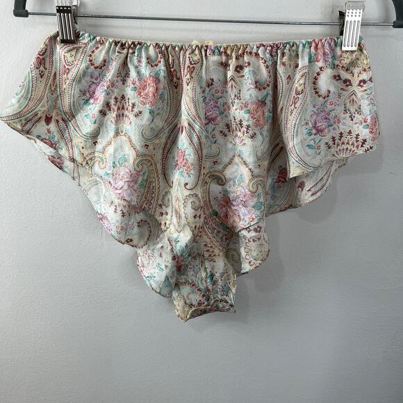 VINTAGE Victoria's Secret Satin Soft Pastel Floral 2-Piece Lingerie Pajama Set M - Picture 6 of 9